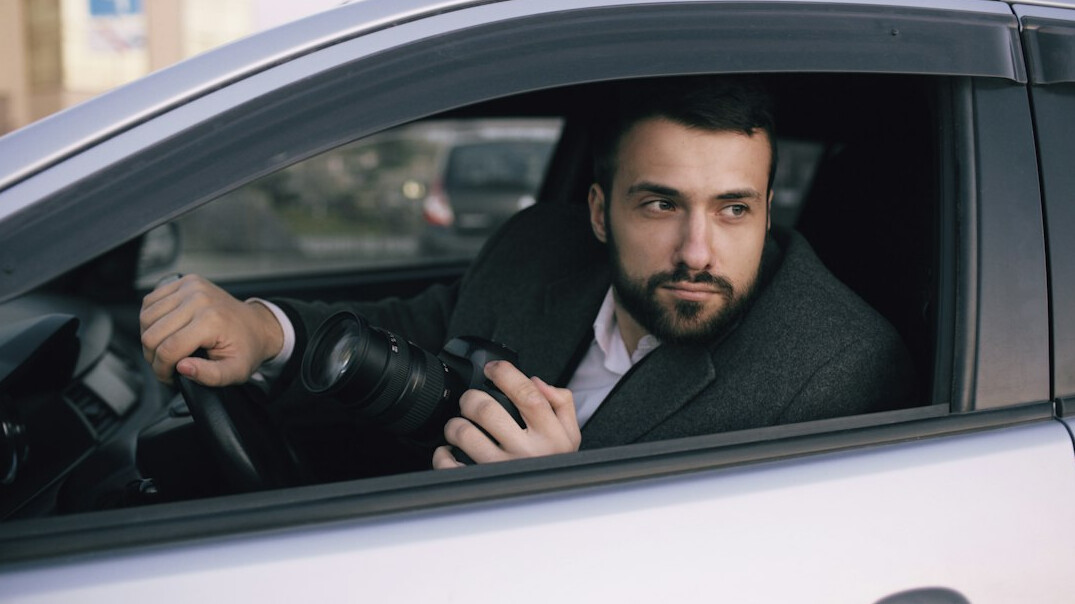 detective on stakeout
